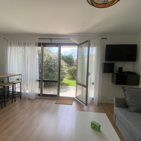 Beautiful Flat For 4 Very Closed To The Beach Cabourg Esterno foto