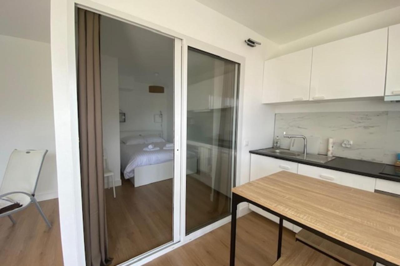 Beautiful Flat For 4 Very Closed To The Beach Cabourg Esterno foto